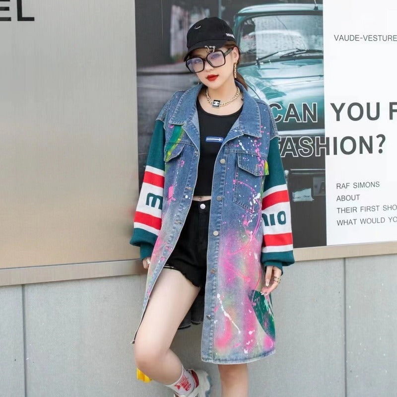 Graffiti style denim jacket for women medium to long loose and stylish contrasting color windbreaker