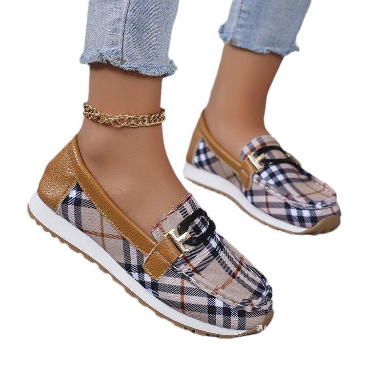 Checkered metal buckle low top single shoe for women's autumn new style worn as an outerwear with lazy board shoes