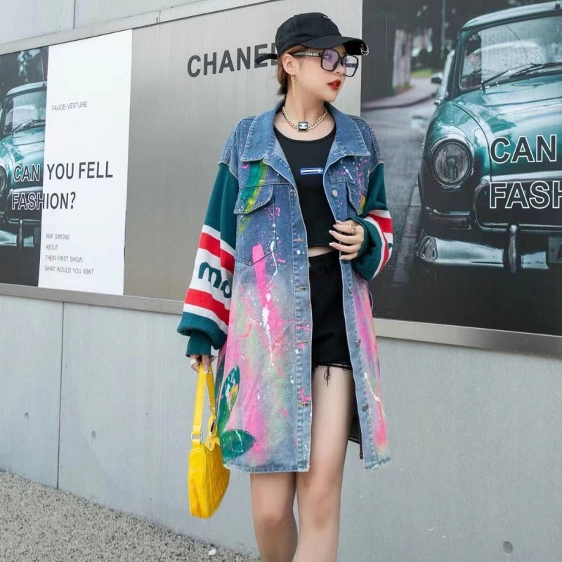 Graffiti style denim jacket for women medium to long loose and stylish contrasting color windbreaker